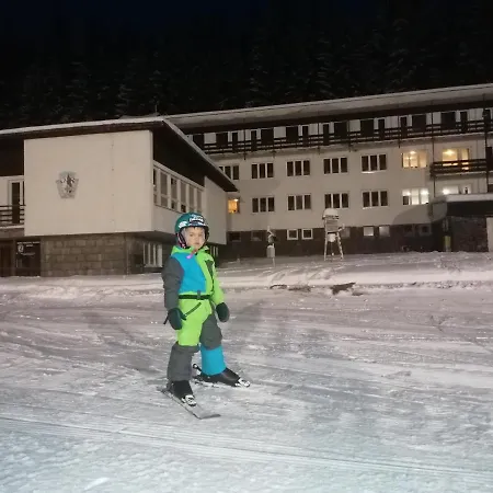 - Dom Horskej Sluzby Jasna * Demanovská Dolina