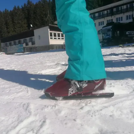 - Dom Horskej Sluzby Jasna *