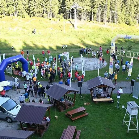 - Dom Horskej Sluzby Jasna Hostel *