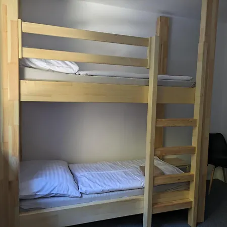 - Dom Horskej Sluzby Jasna Hostel