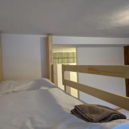 - Dom Horskej Sluzby Jasna Hostel